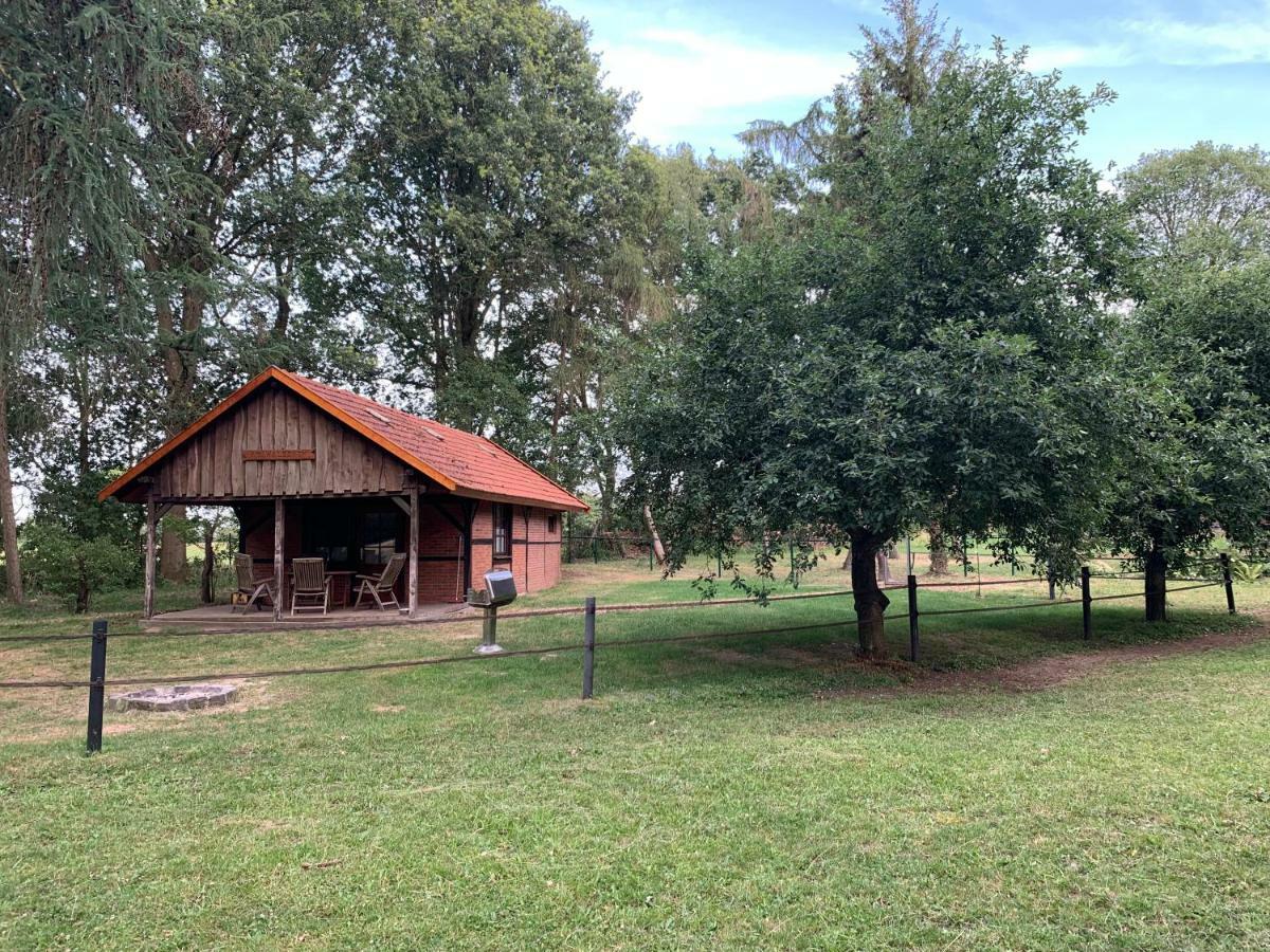 Ferienhaus Am Waldchen Villa Uelsen Екстериор снимка